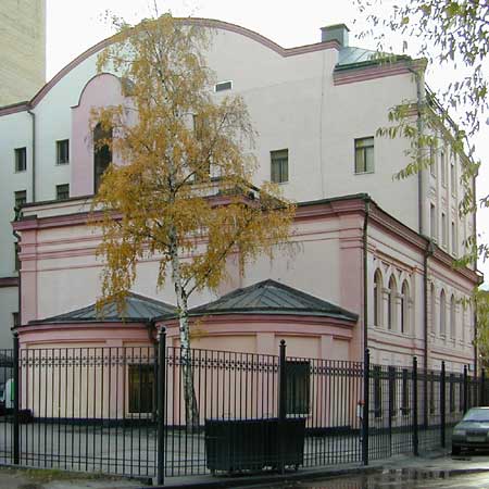 Александра, патриарха Константинопольского на Бутырском валу;2000