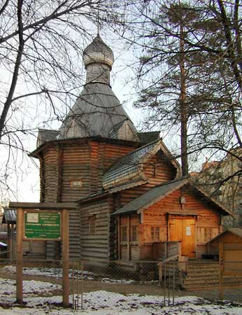 Благовещения Пресвятой Богородицы в Раеве;2000