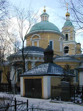 Воскресения Словущего на Ваганьковском кладбище;2000