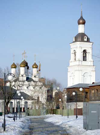 Николая в Голутвине;2000