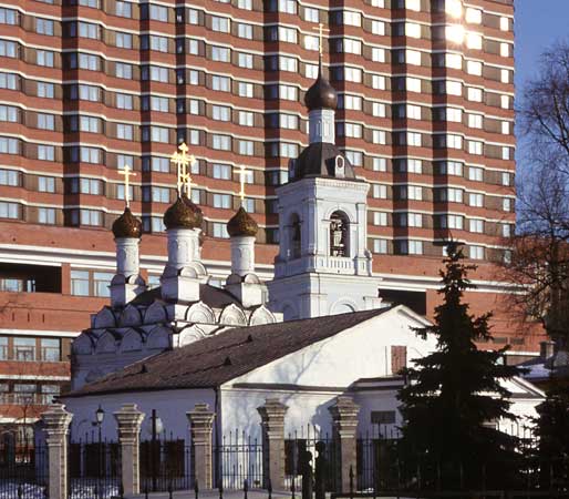 Николая в Голутвине;2000