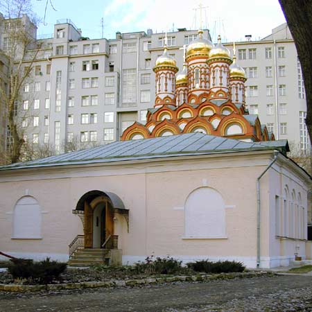 Николая на Берсеневке в Верхних Садовниках;2000