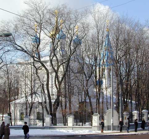 Петра и Павла в Лефортове;2000