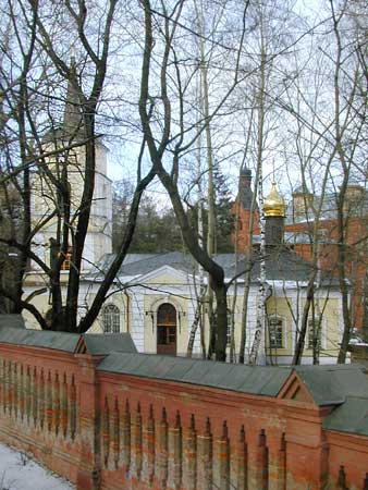 Покрова Пресвятой Богородицы в Покровском-Глебове-Стрешневе;2000