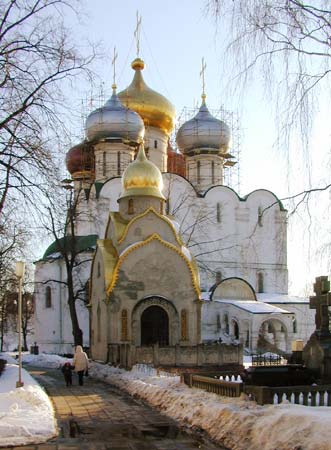 Смоленской иконы Божией Матери в Новодевичьем монастыре;2000