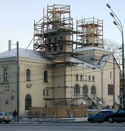 Тихвинской иконы Божией Матери при Центральной клинич. больнице МП;2000