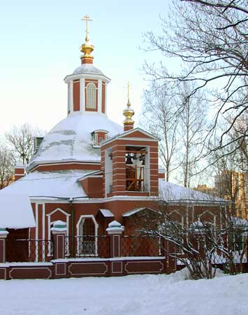 Троицы Живоначальной в Воронцове;2000