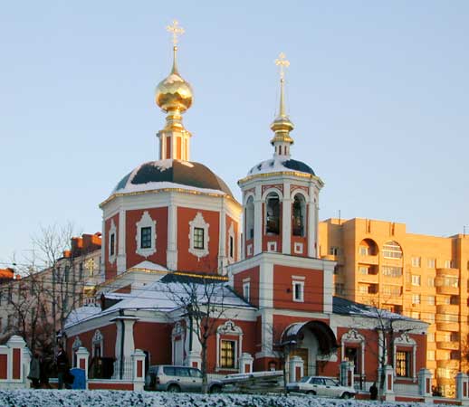 Троицы Живоначальной в Троицкой слободе;2000