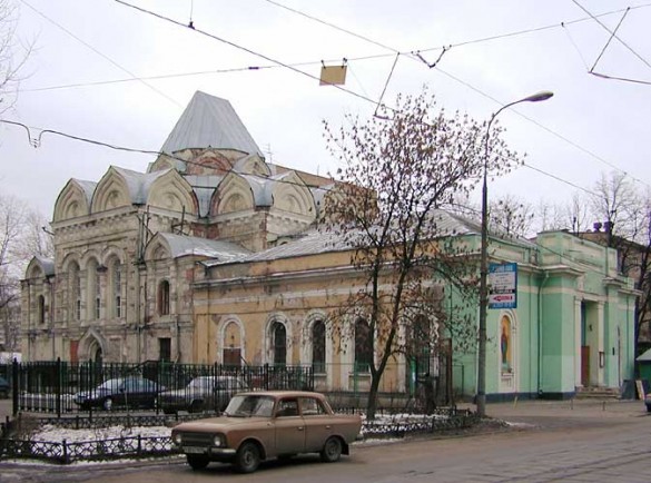 Троицы Живоначальной на Шаболовке;2000