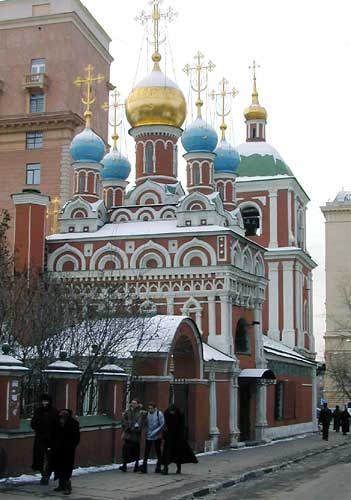 Успения Пресвятой Богородицы в Гончарах;2000