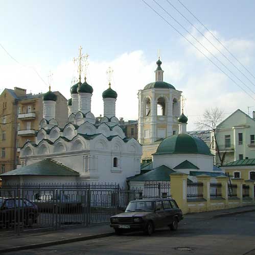 Успения Пресвятой Богородицы в Путинках;2000