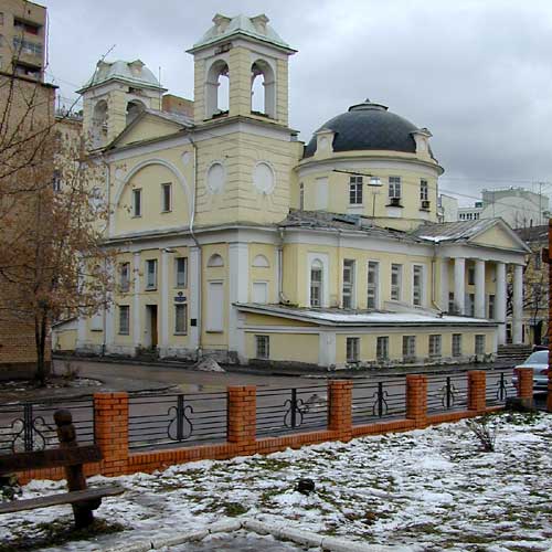 Успения Пресвятой Богородицы на Могильцах;2000