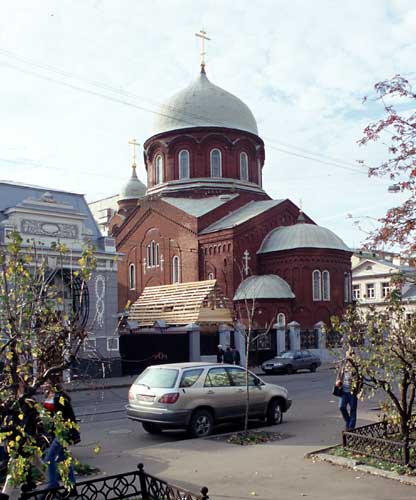 Покрова Пресвятой Богородицы Замоскворецкой общины;2000