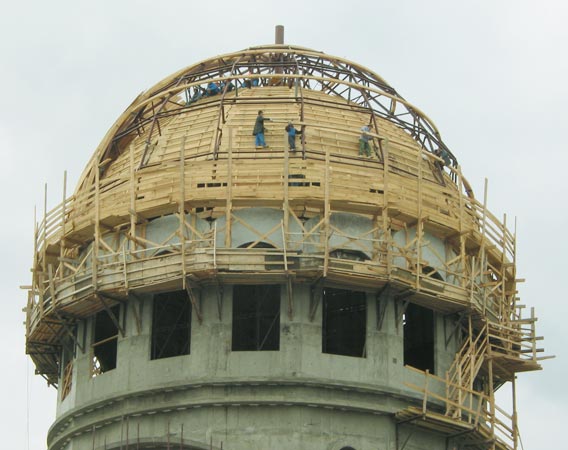 Троицы Живоначальной в Орехово-Борисово;2004